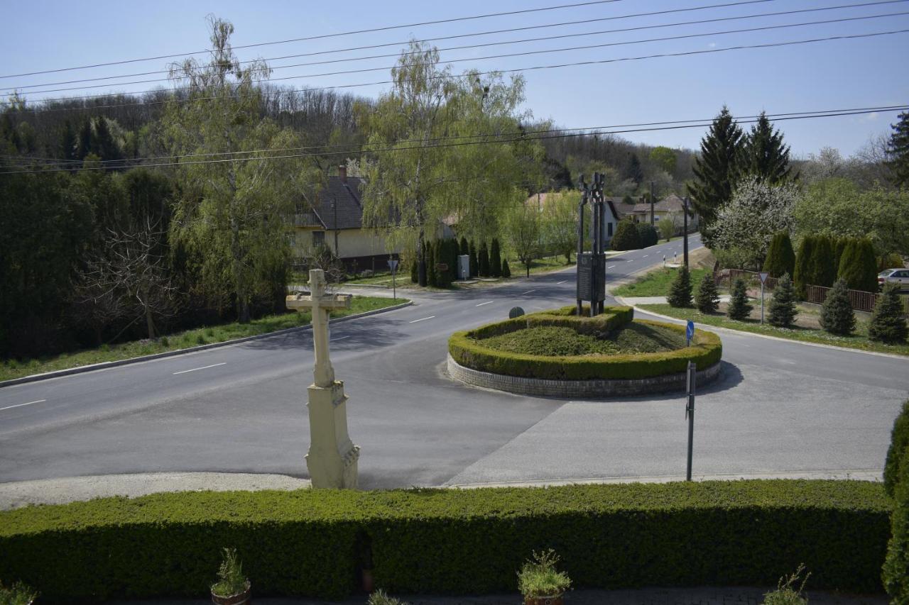 Fonix Apartmanhaz Nagypáli Exterior foto